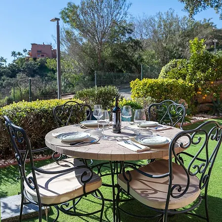 Marbella Oasis, Pool, Garden, Golf, Tennis, Padel, Gym, Sauna Apartment