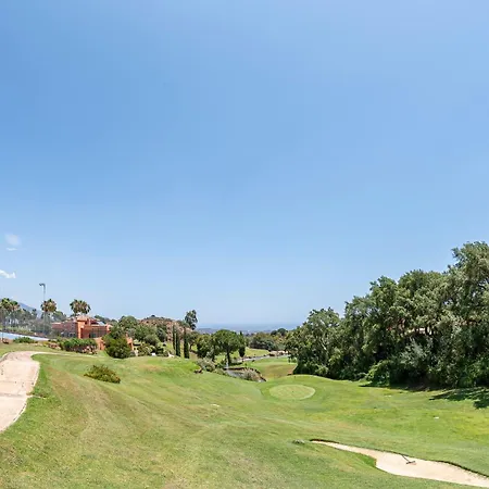 Apartment Marbella Oasis, Pool, Garden, Golf, Tennis, Padel, Gym, Sauna *