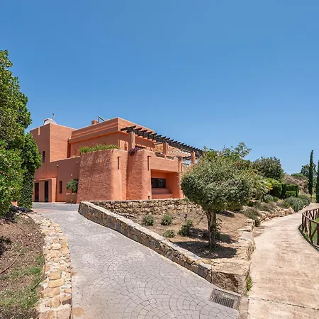Marbella Oasis, Pool, Garden, Golf, Tennis, Padel, Gym, Sauna Apartment