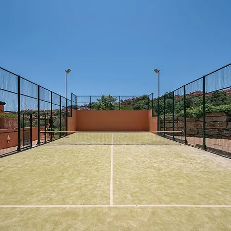 Marbella Oasis, Pool, Garden, Golf, Tennis, Padel, Gym, Sauna Apartment Ojen