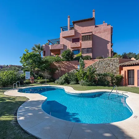 Marbella Oasis, Pool, Garden, Golf, Tennis, Padel, Gym, Sauna Apartment *